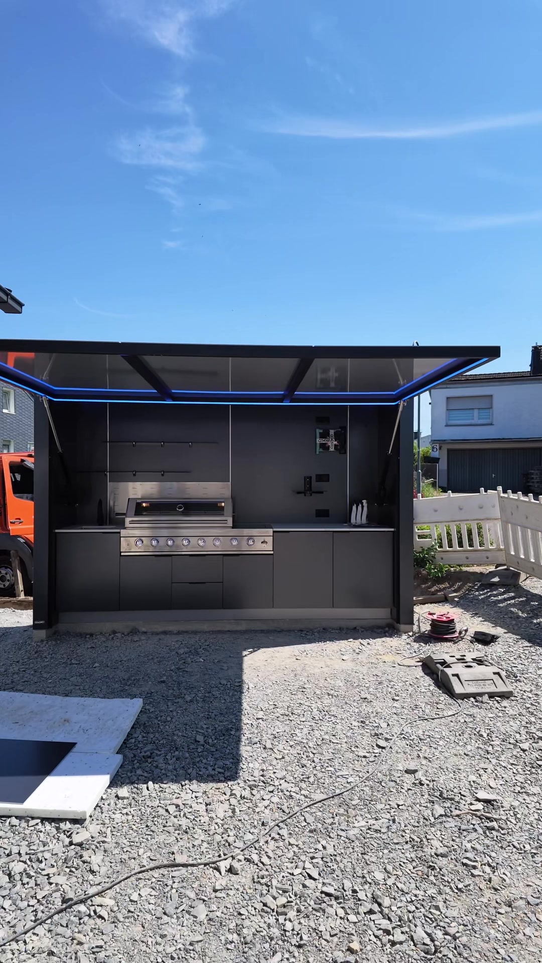 @Grilluxe Outdoor Kitchens