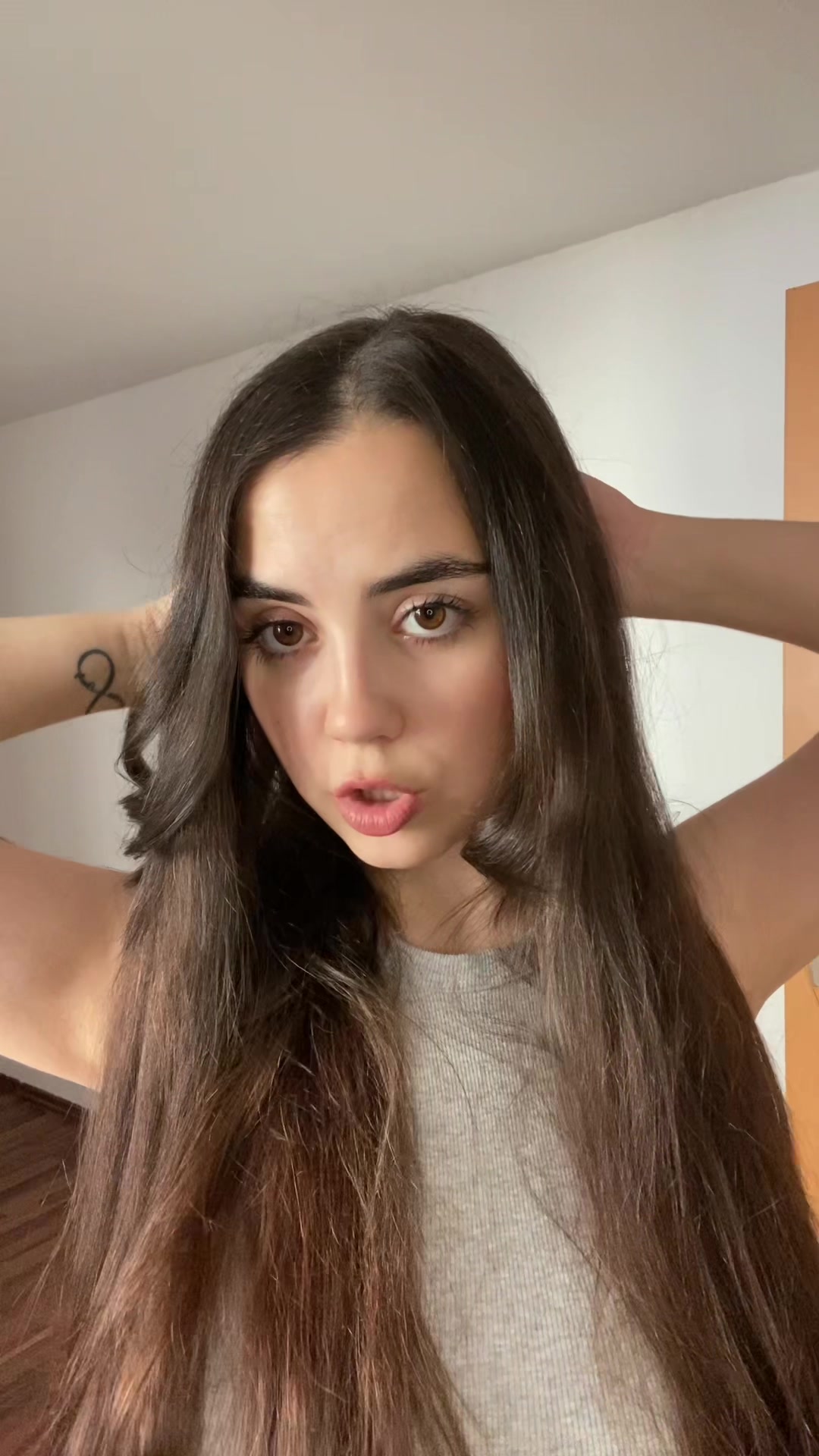 @Laurita G