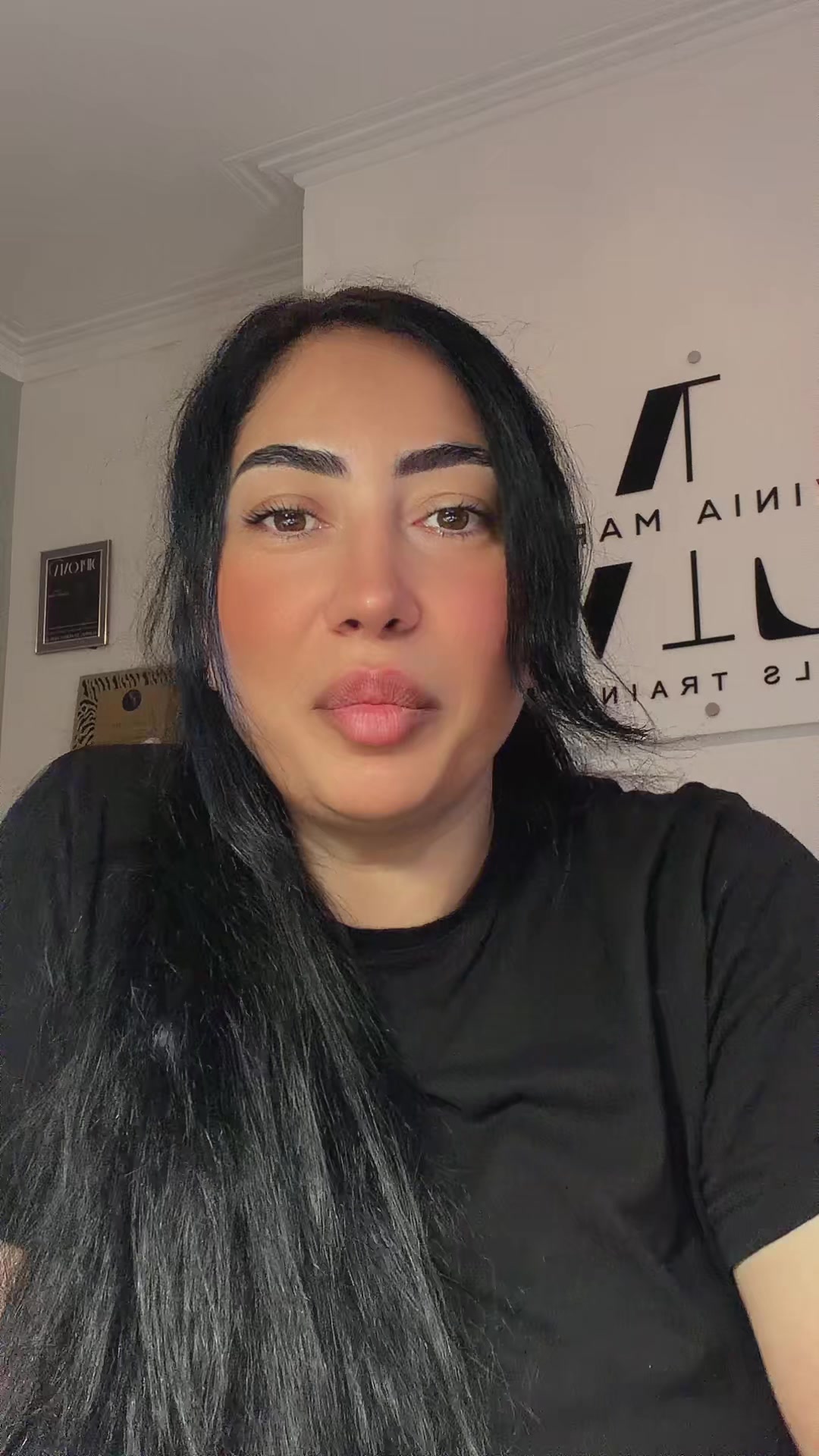 @Lavinia Marin Nails Trainer