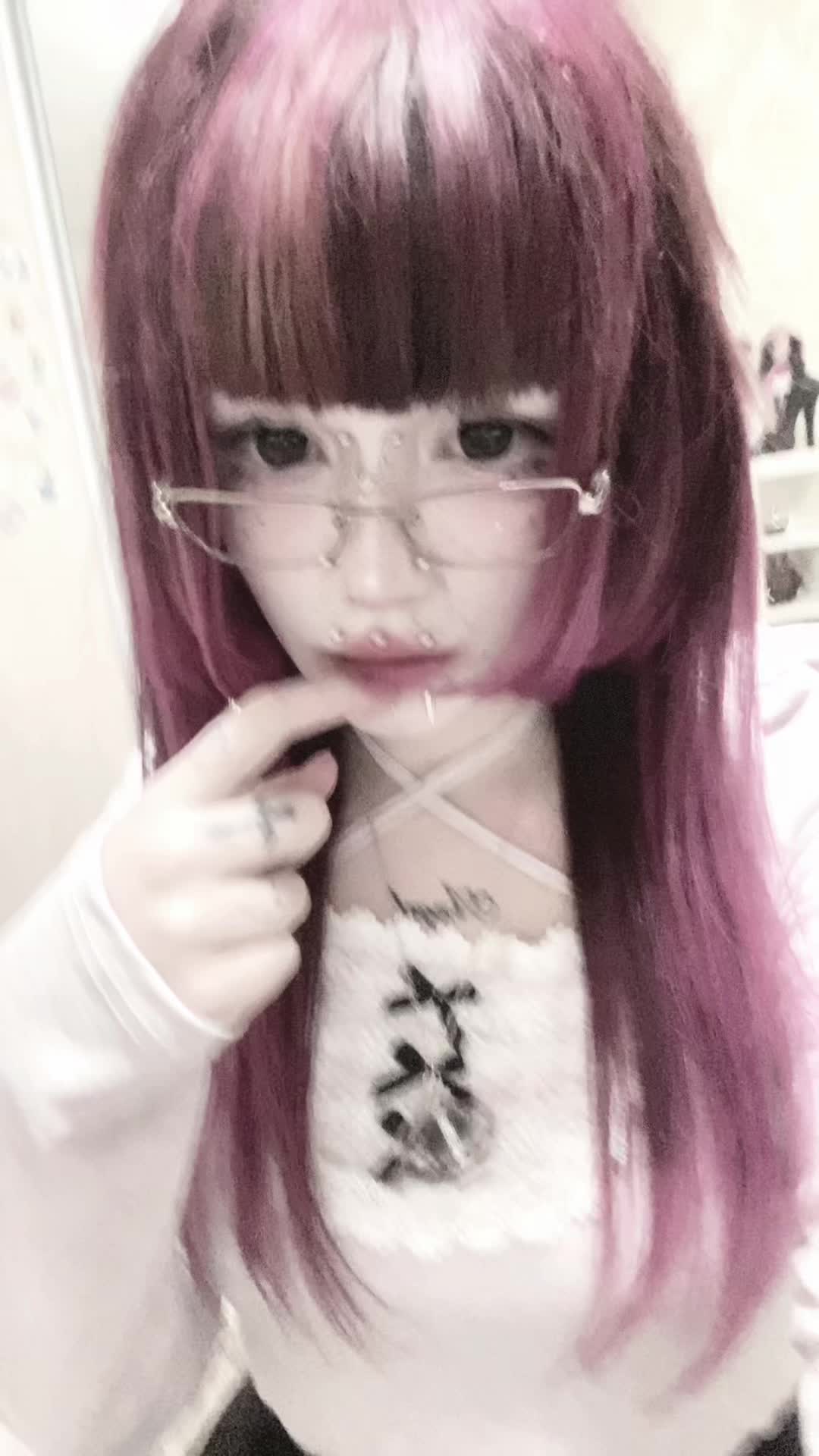 @ananac_ ˶o̴̶̷᷄‸o̴̶̷̥᷅˶