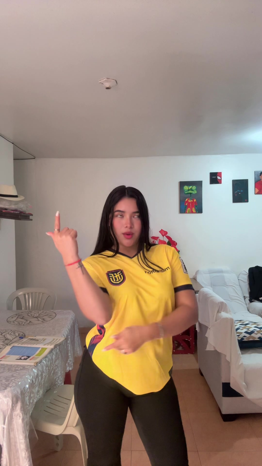 @Karelisloor