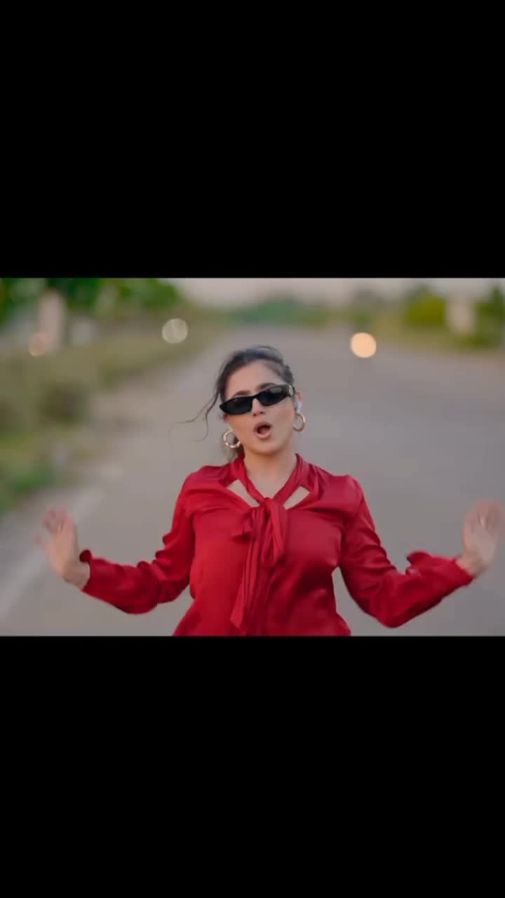 @Meerab🔥