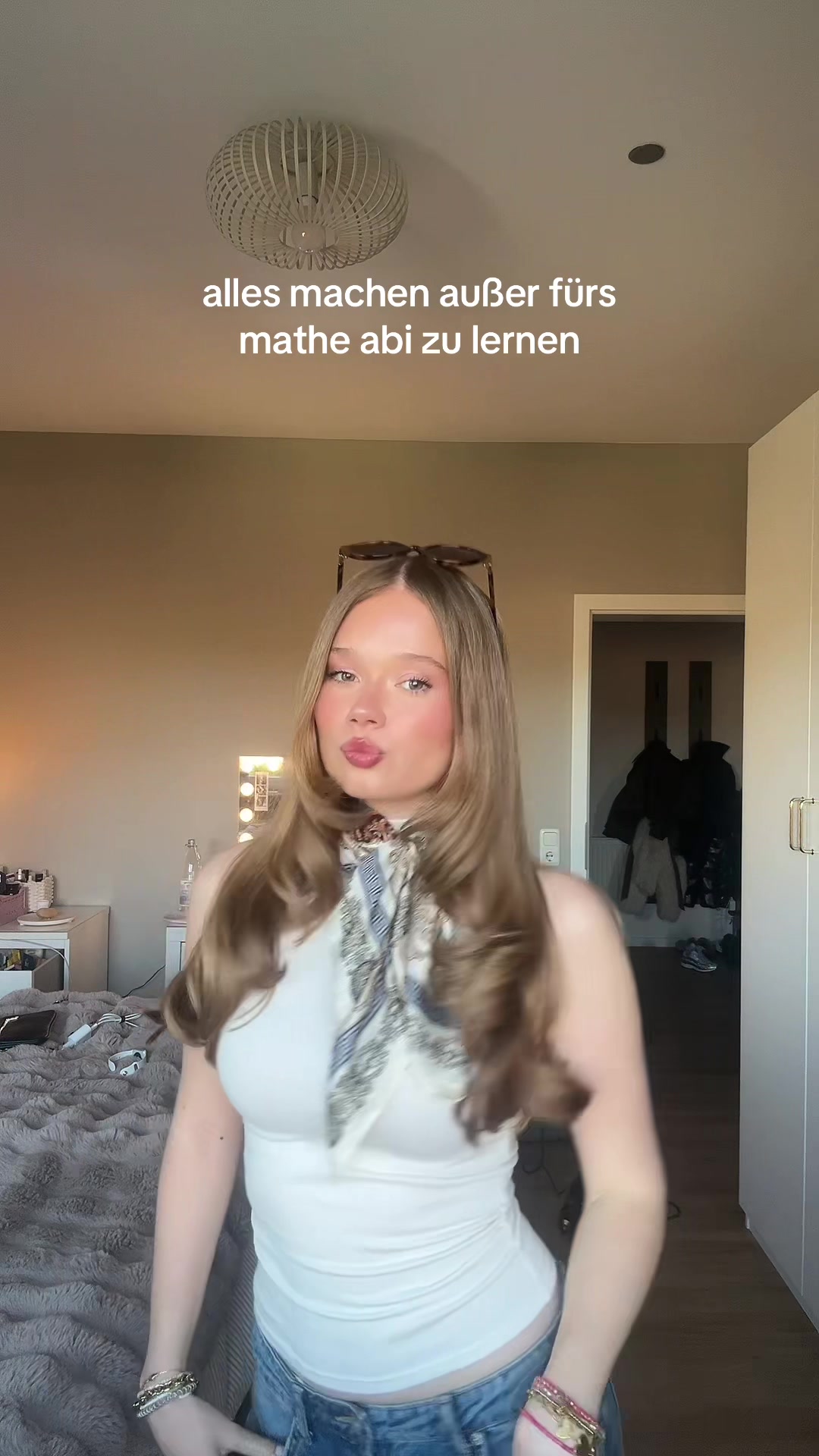 @𝐴𝑙𝑖𝑛𝑎
