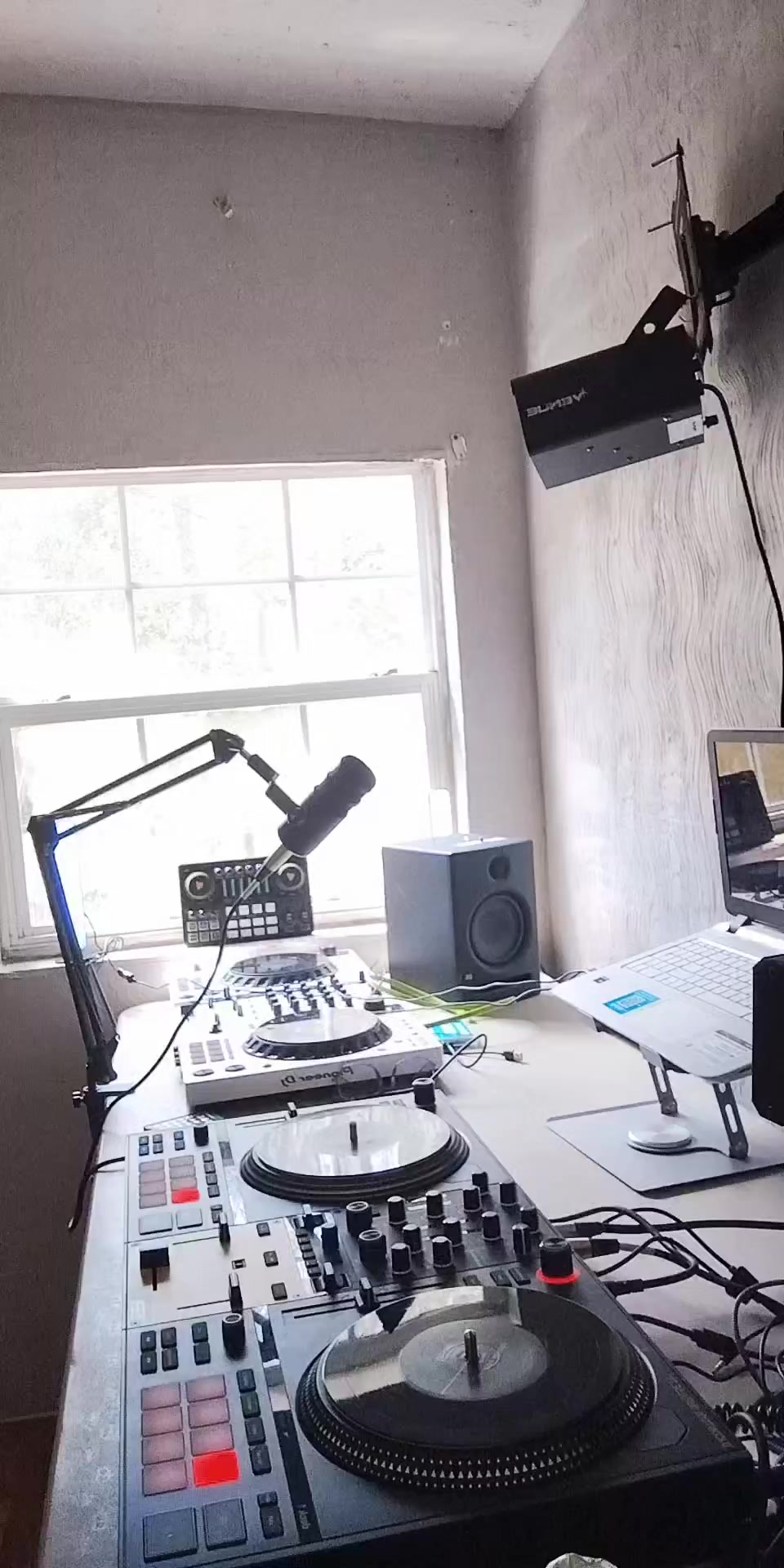 @The cukaracho832