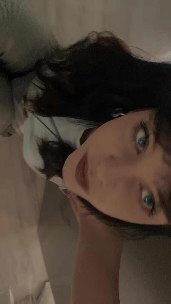 @Melanie:)