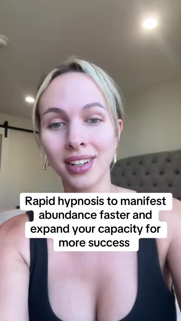 @Hypnotist | Julia Hankins