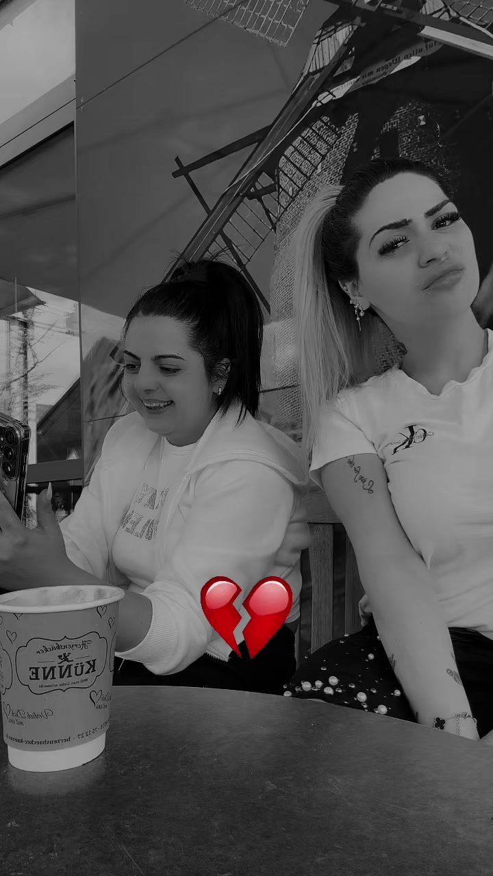 @⚡️👑Queen Simona👑⚡️