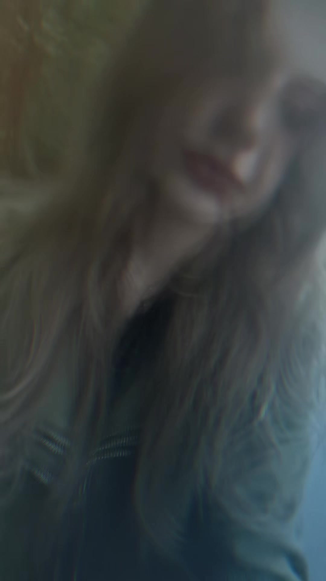 @:33