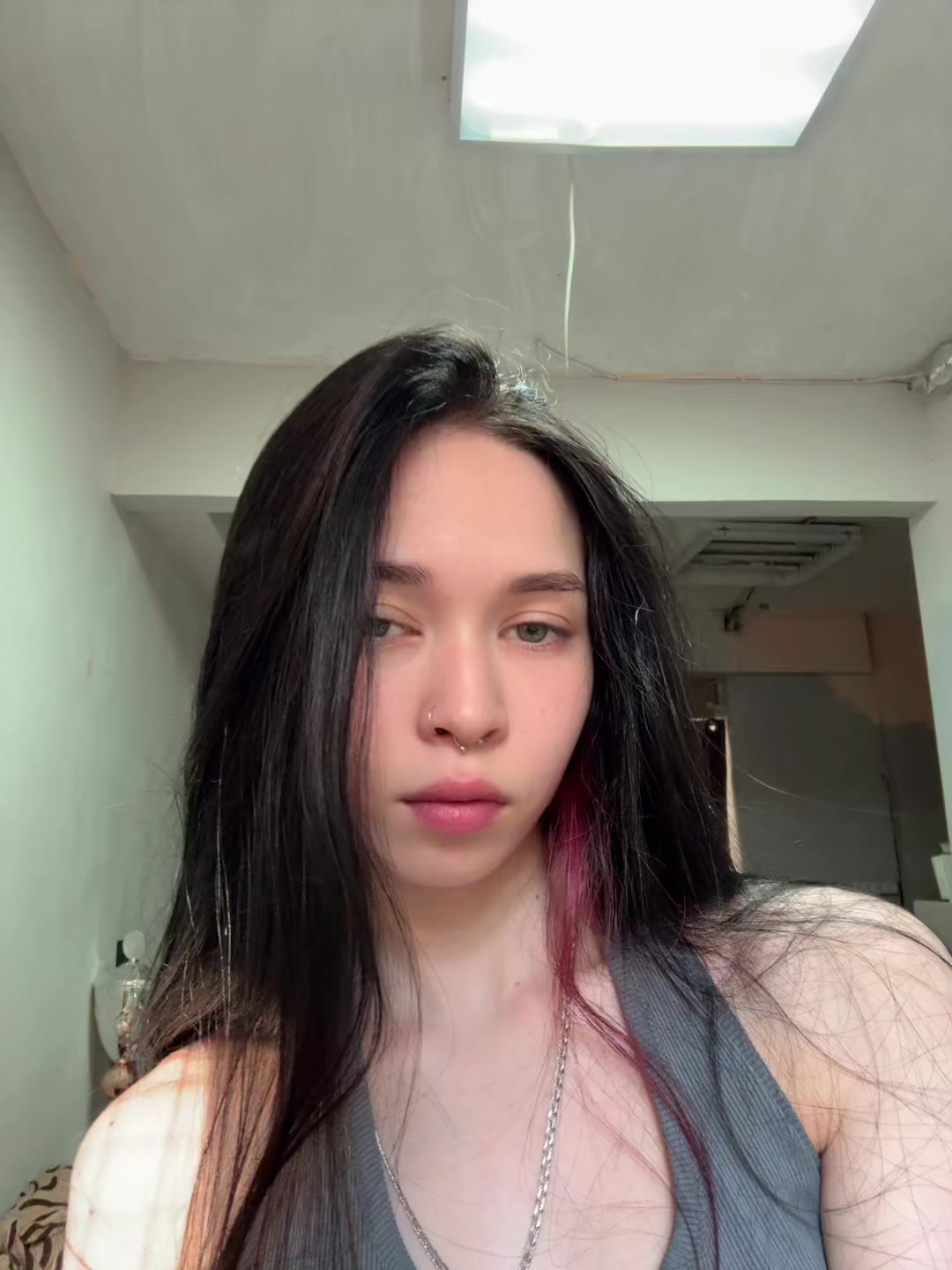 @_alish_