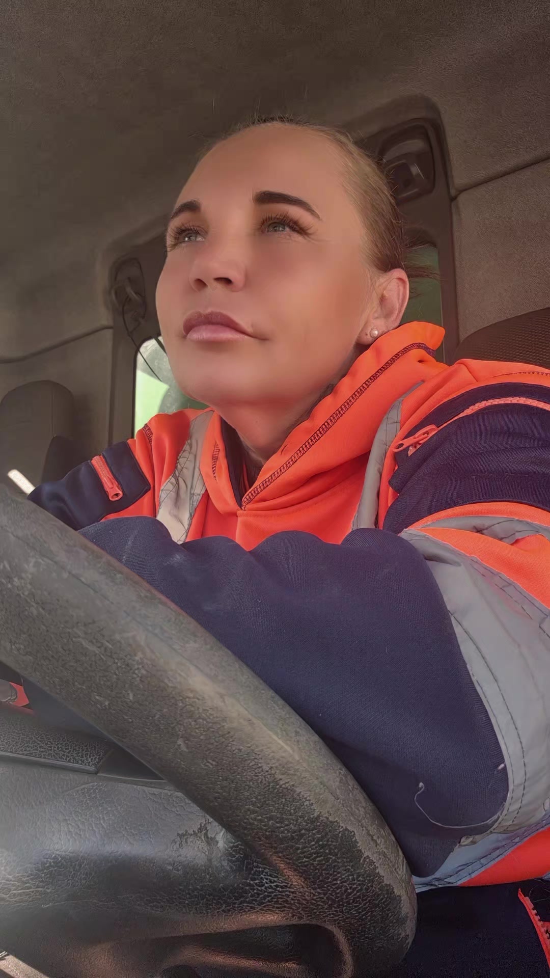 @K9VICKY