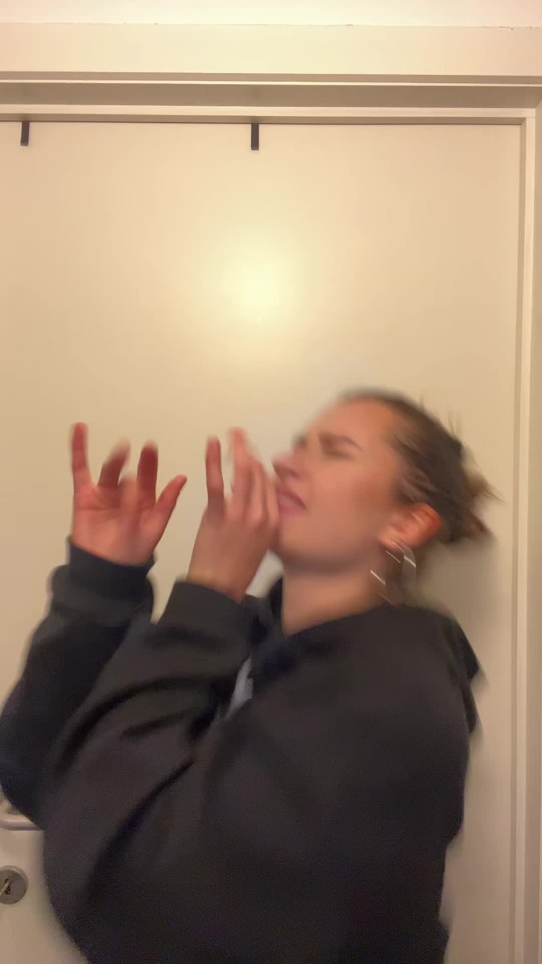 @Daniella