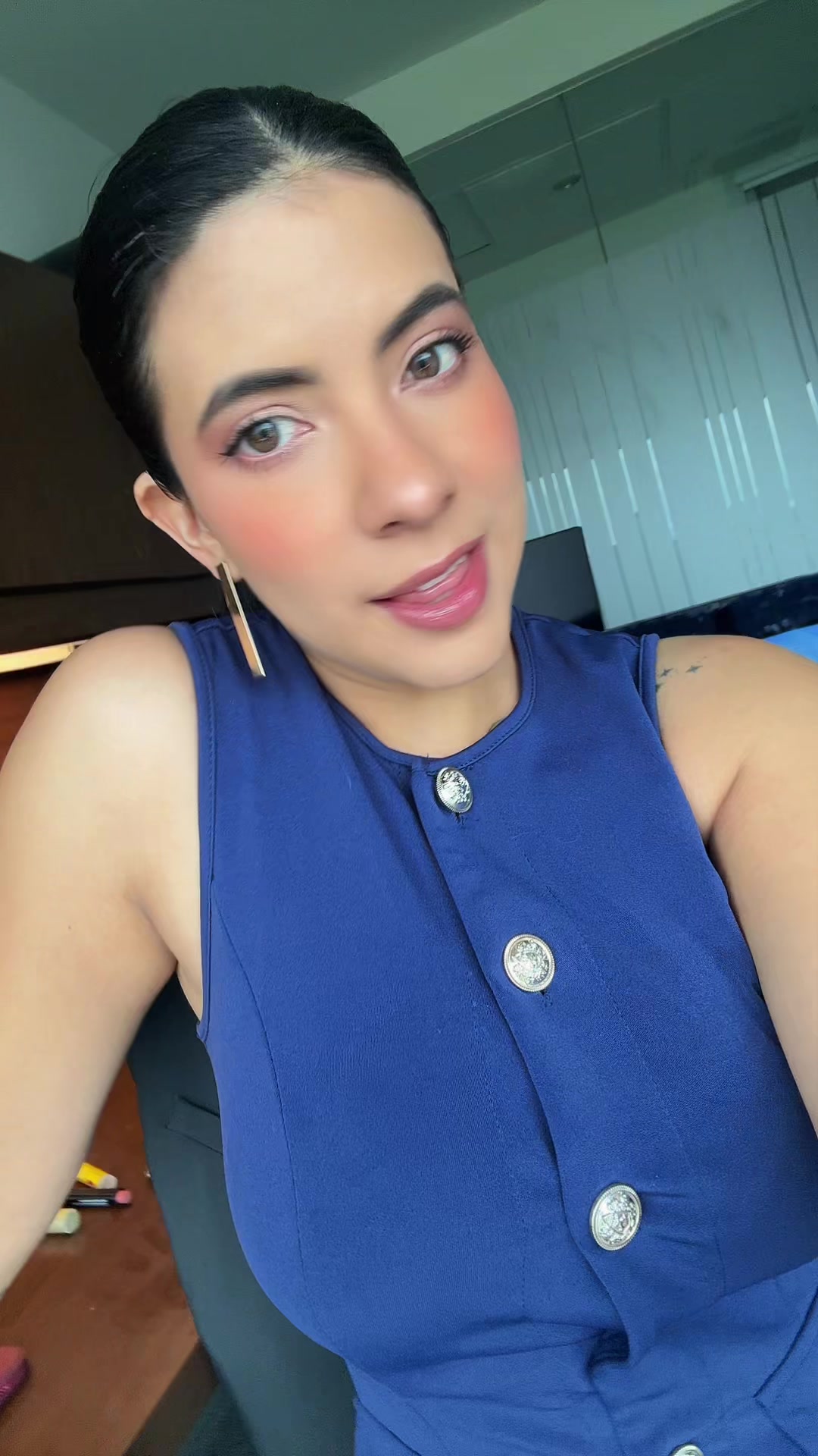 @Eluzmar Alviarez