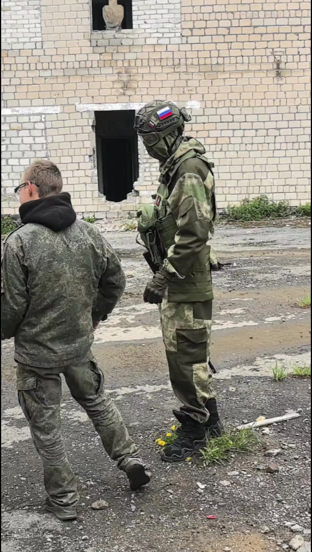 @Лина