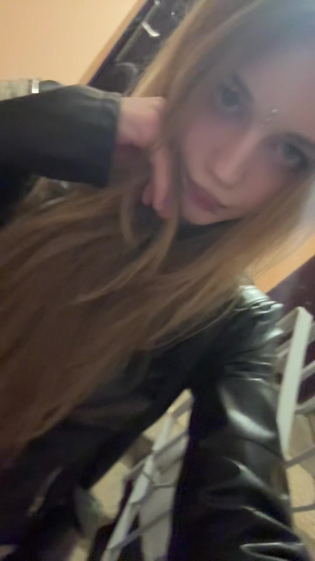 @:33