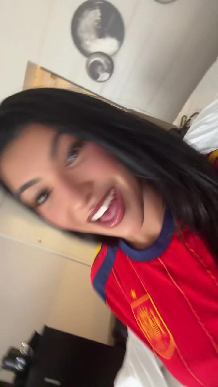 @Nourh&egrave;ne