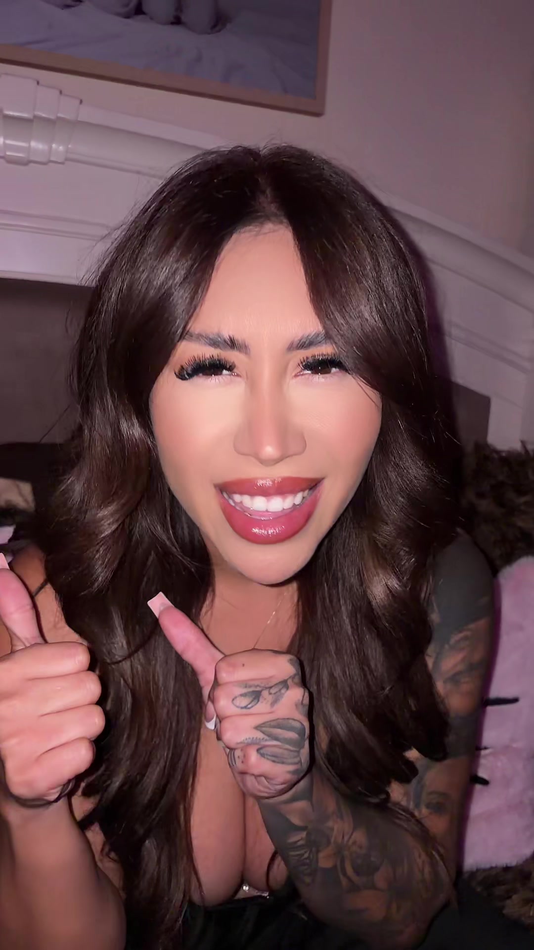 @oneashley_