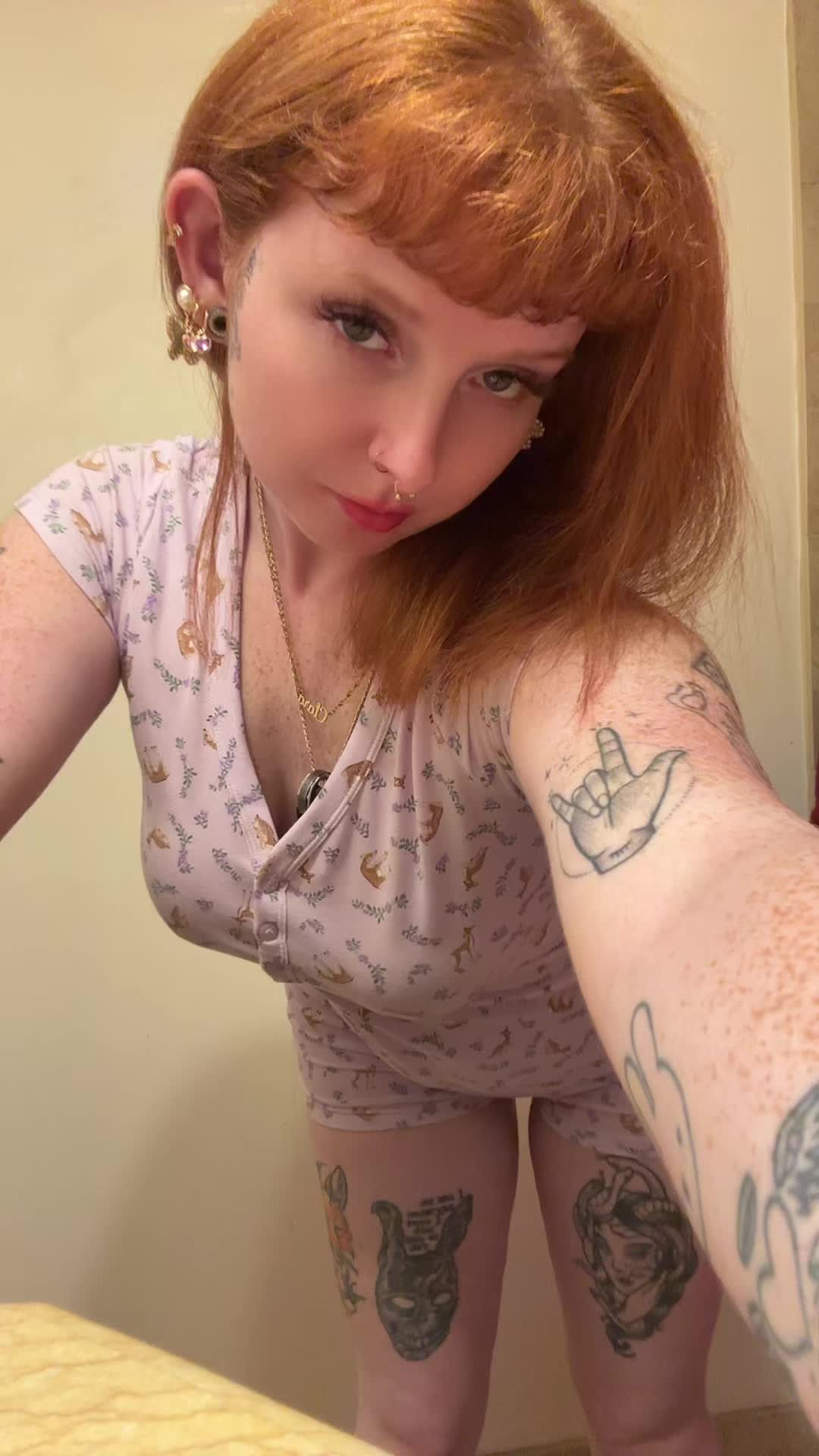 @redheadfoxgirl666