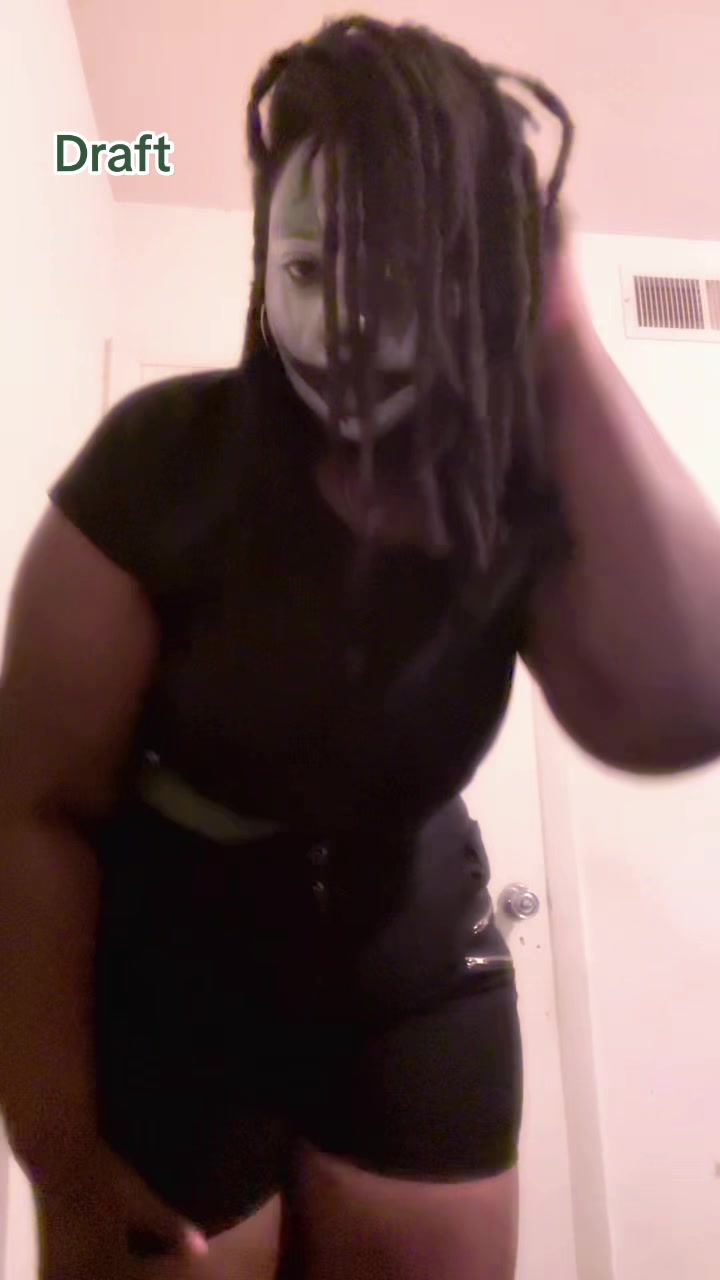 @🖤🐼~ N 0 V A ~ 🐼🖤