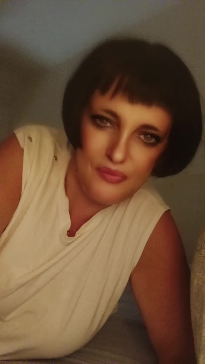@isabella