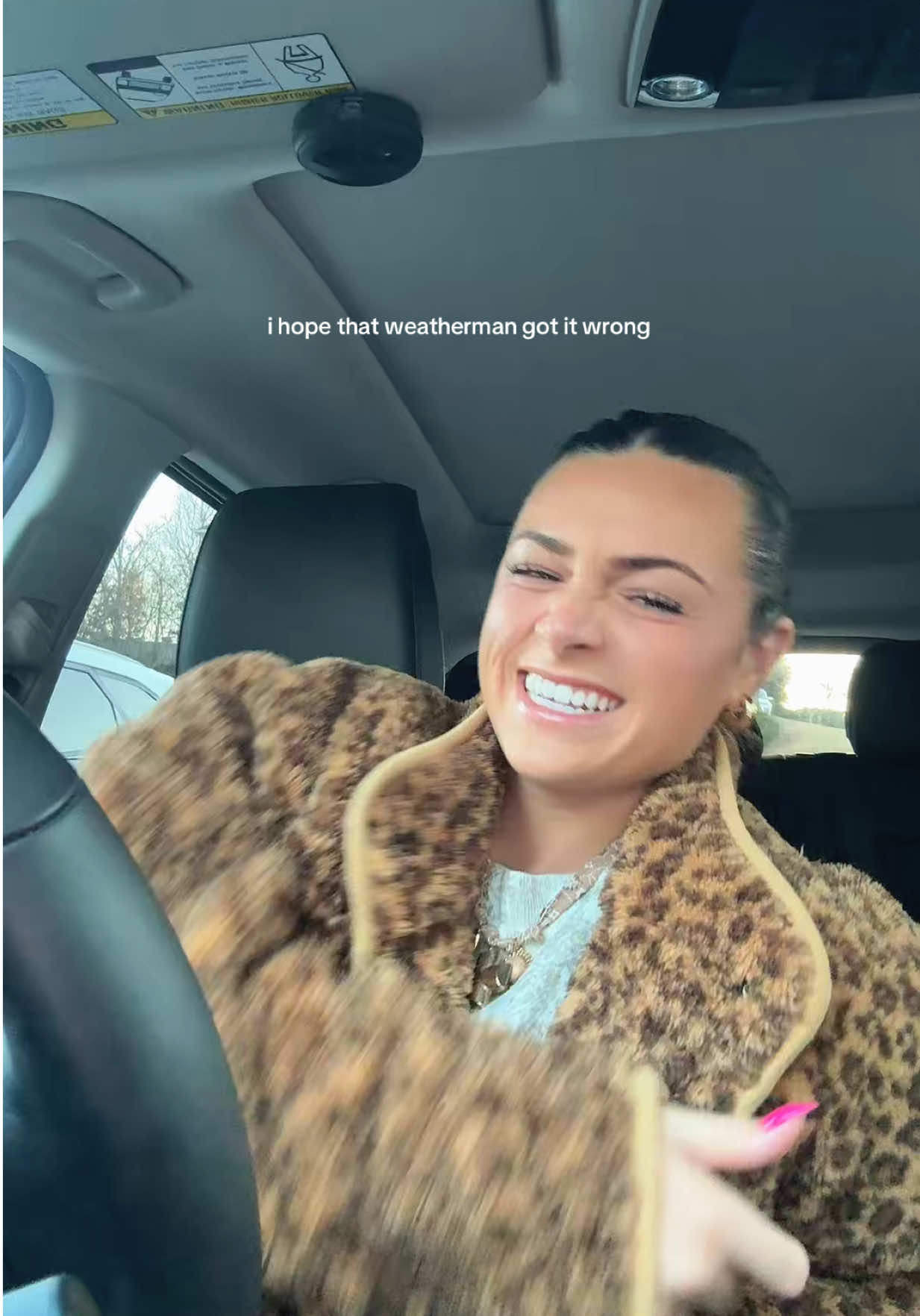 @alisonamro