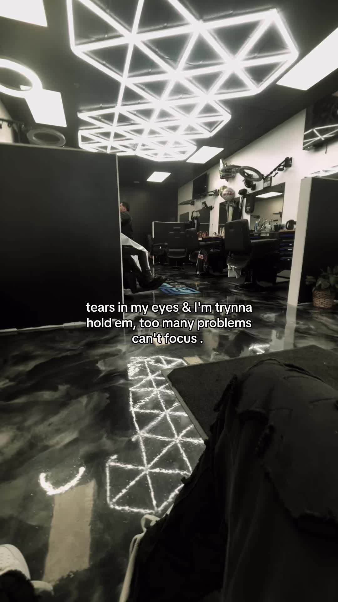 @JJ โ
