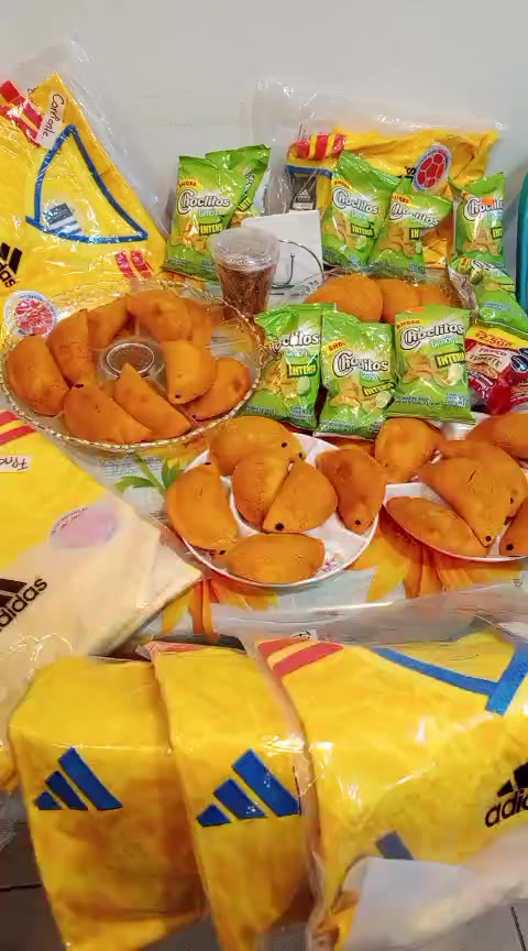 @empanadascolombianasparce