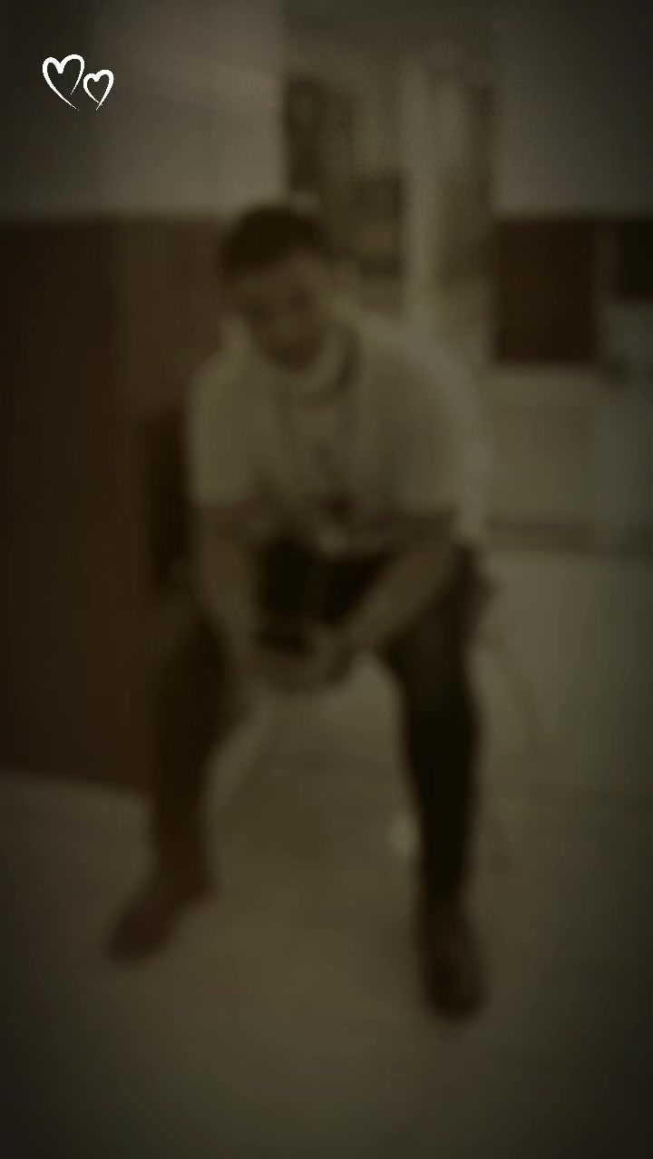@>----P-&reg;-&pound;-M----<
