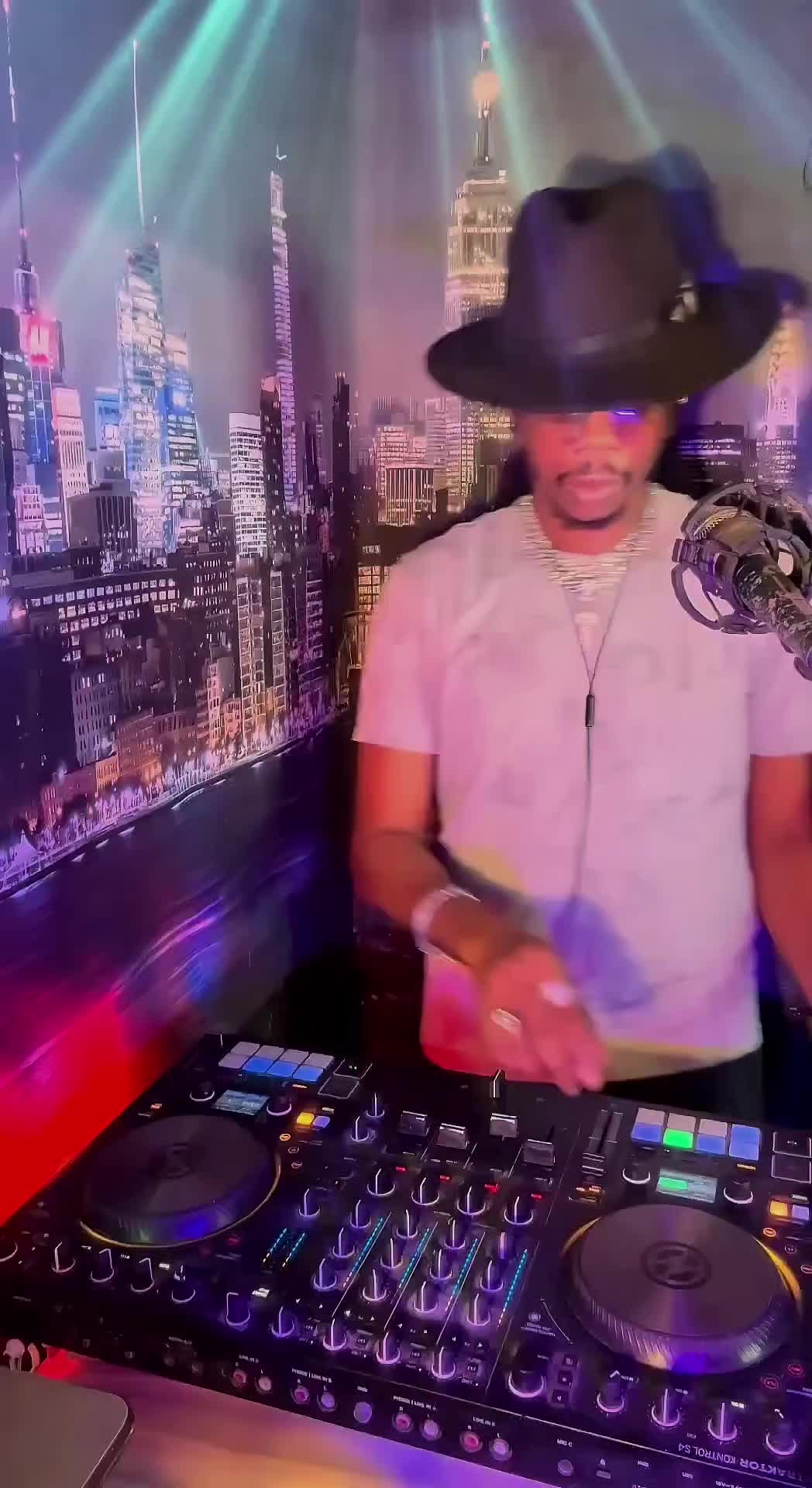 @DJ Plenitude Official