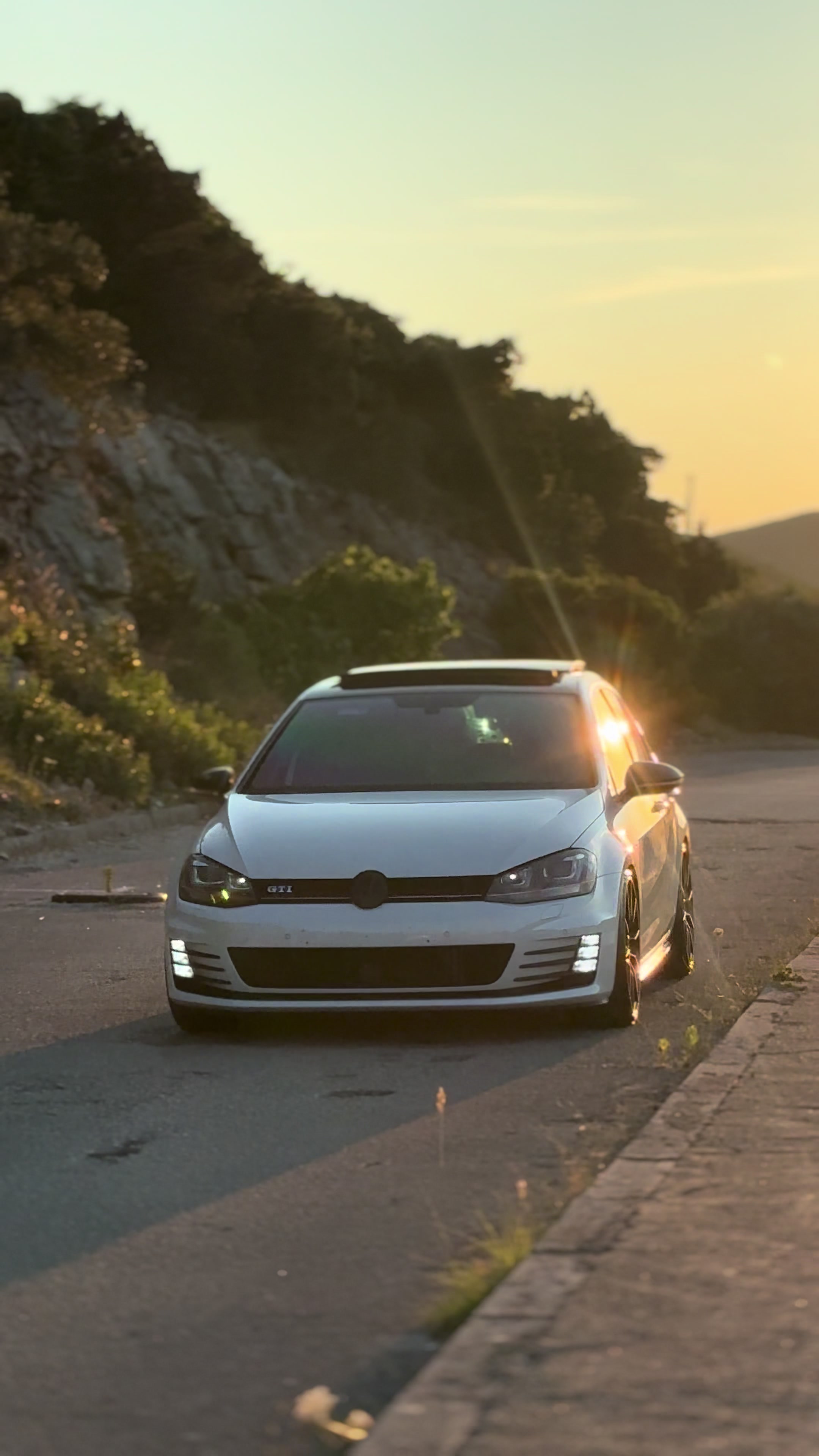 @WHITEGTI