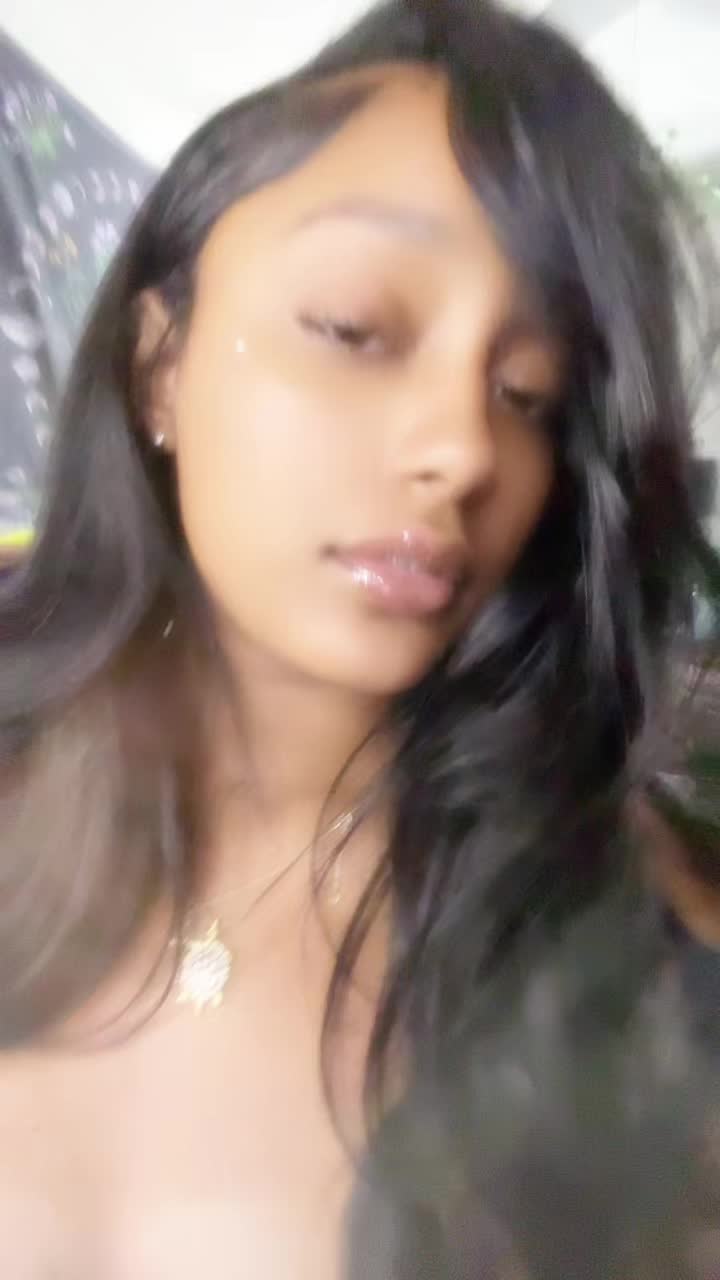 @VICTORIA