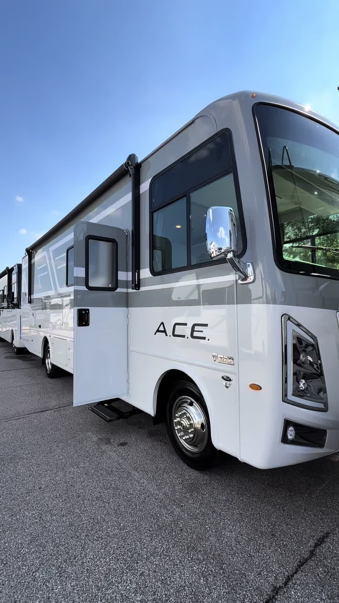 @Thor Motor Coach