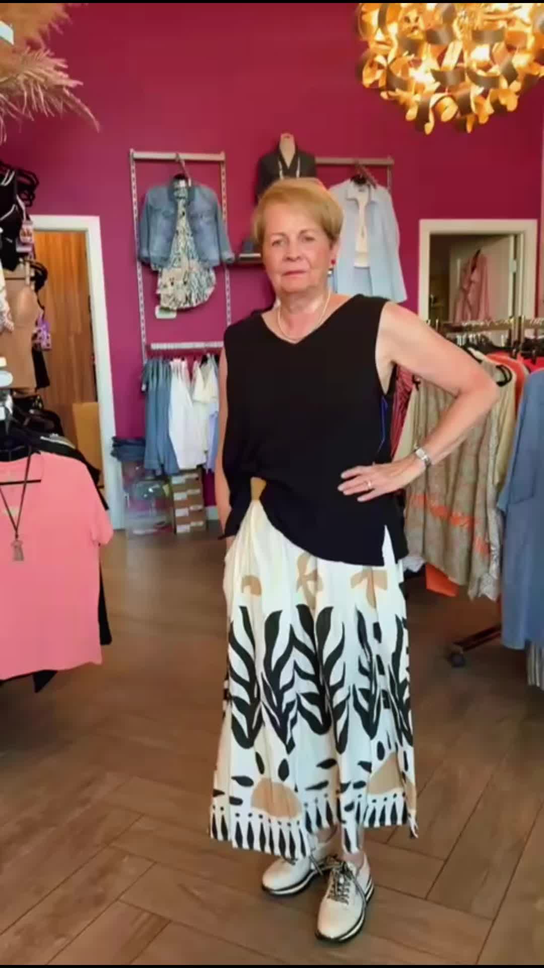 @Lola’s Fashions