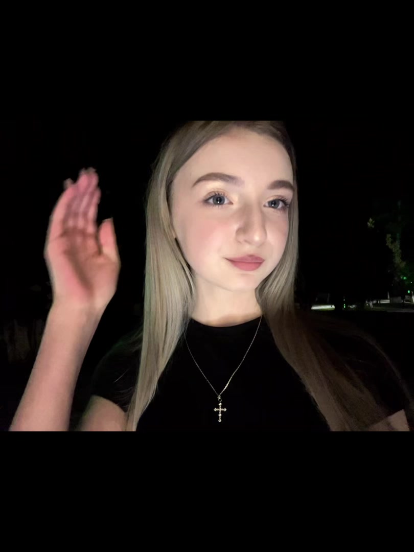 @nikaaa_2510