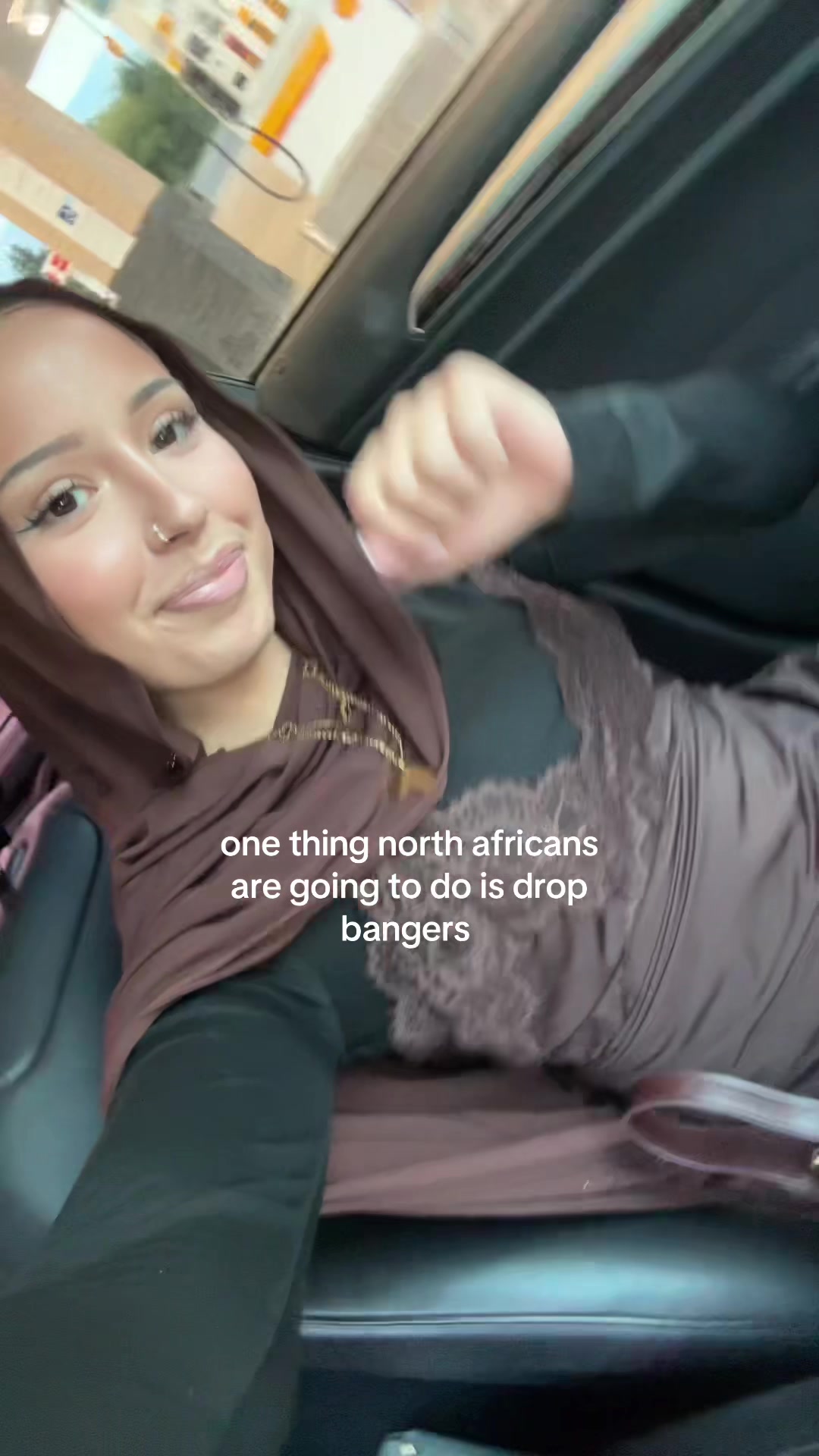 @𝓢 ᥫ᭡.