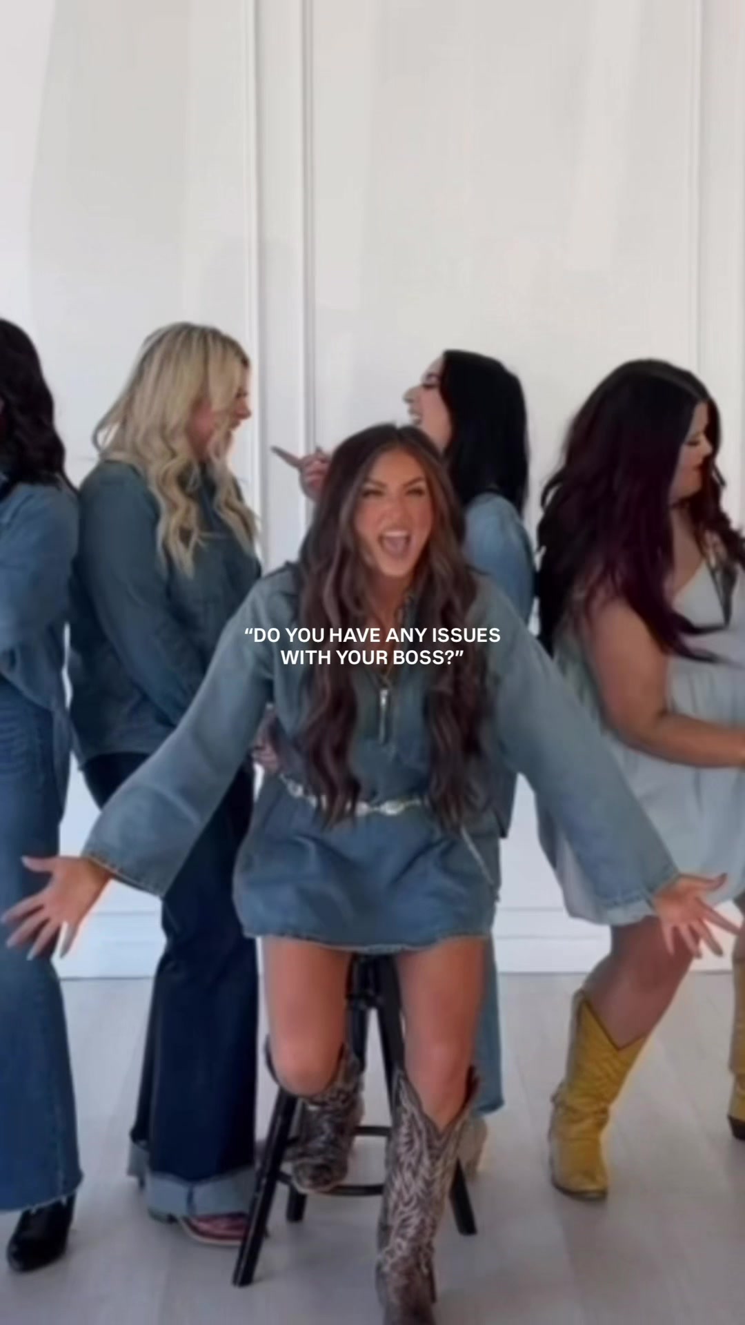 @The Mane Blonde Studio