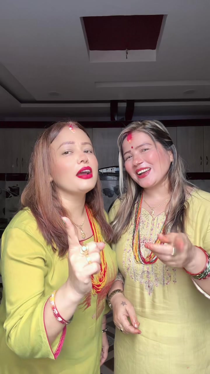 @🧿Urmila Upreti 🥰