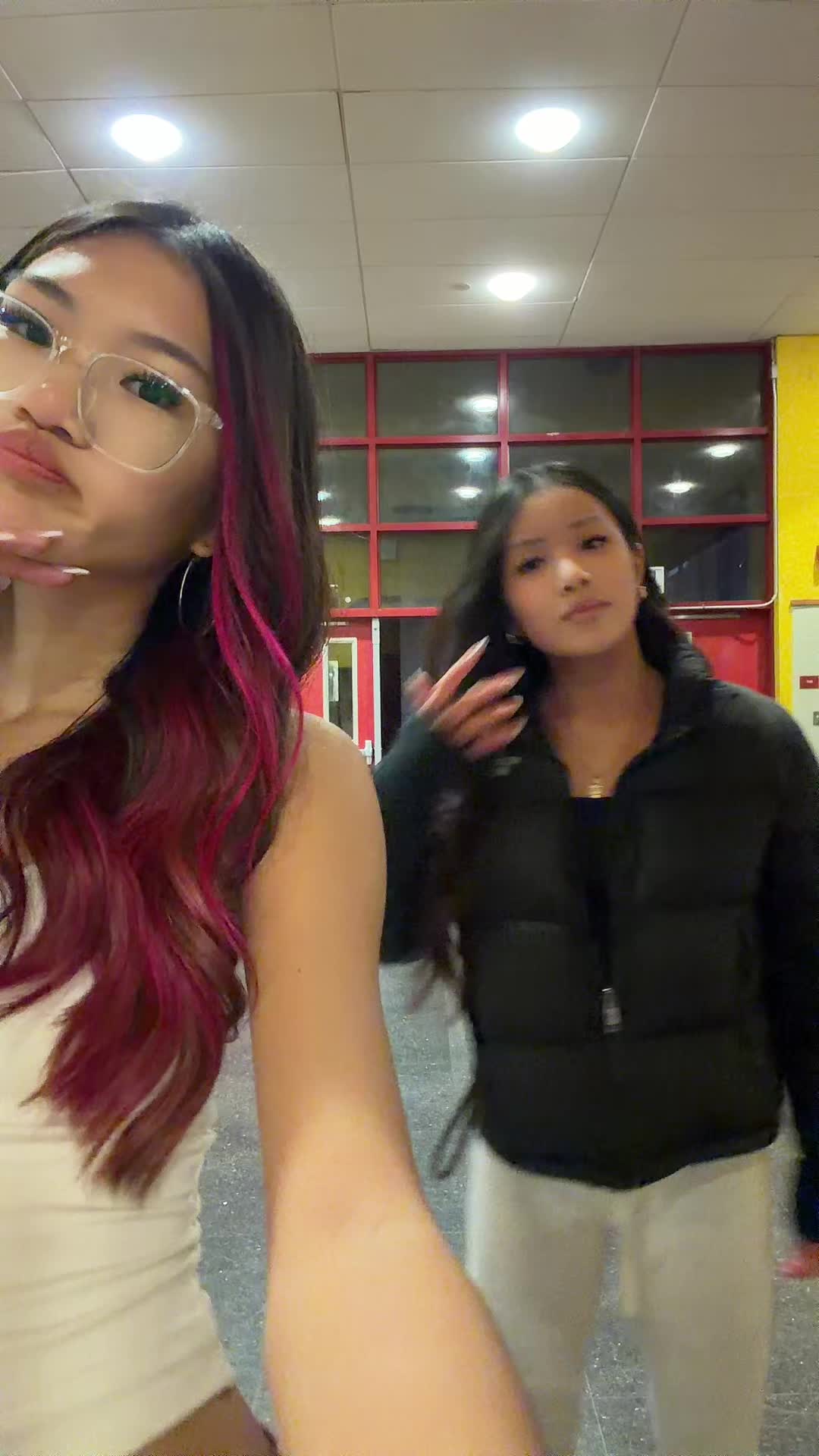 @selena