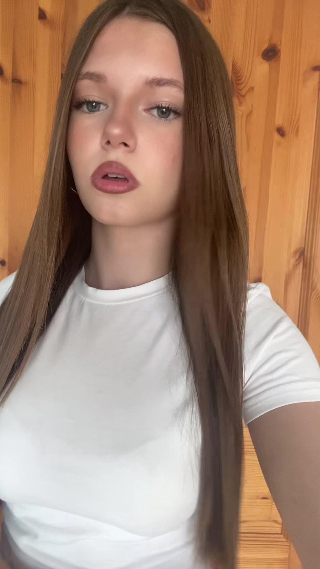@ℒ𝑒𝓃𝒶𝒶