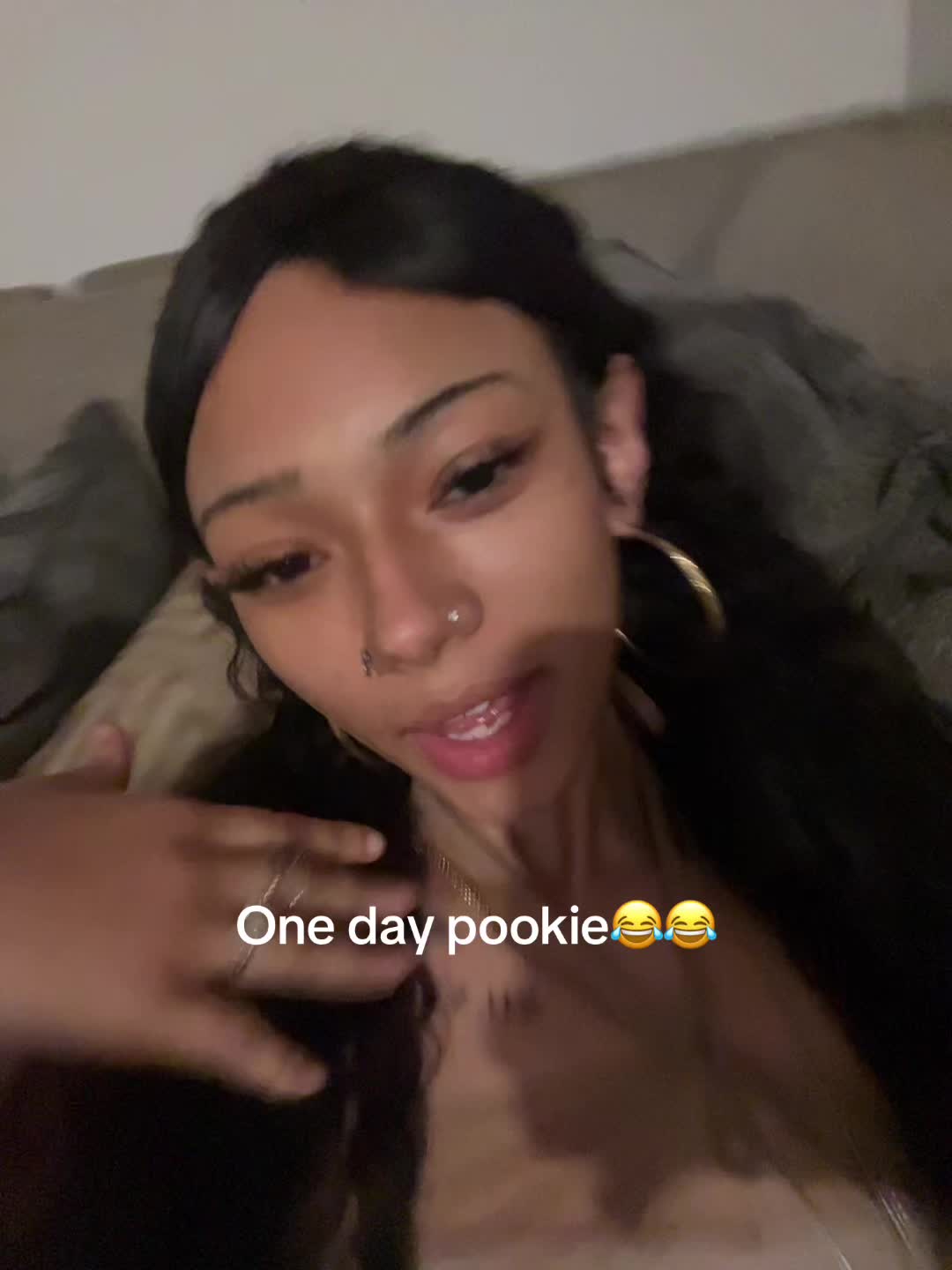 @️