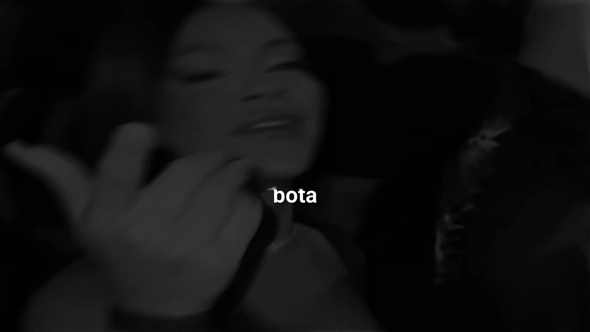 @b'🦈
