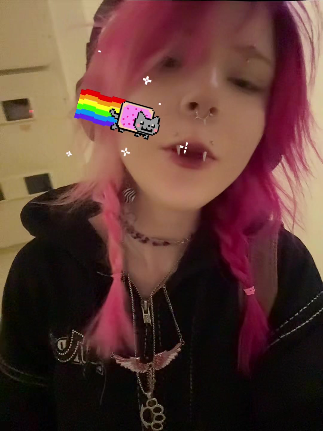 @vudwl