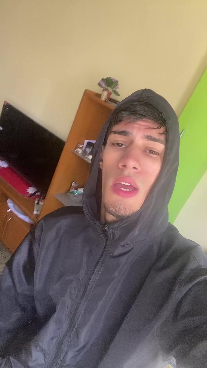 @&zwj; Brycezambrano