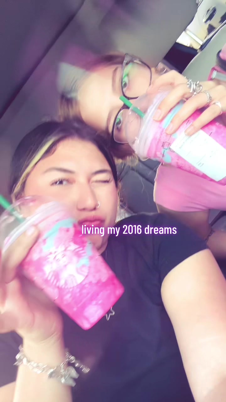 @katiejannelle