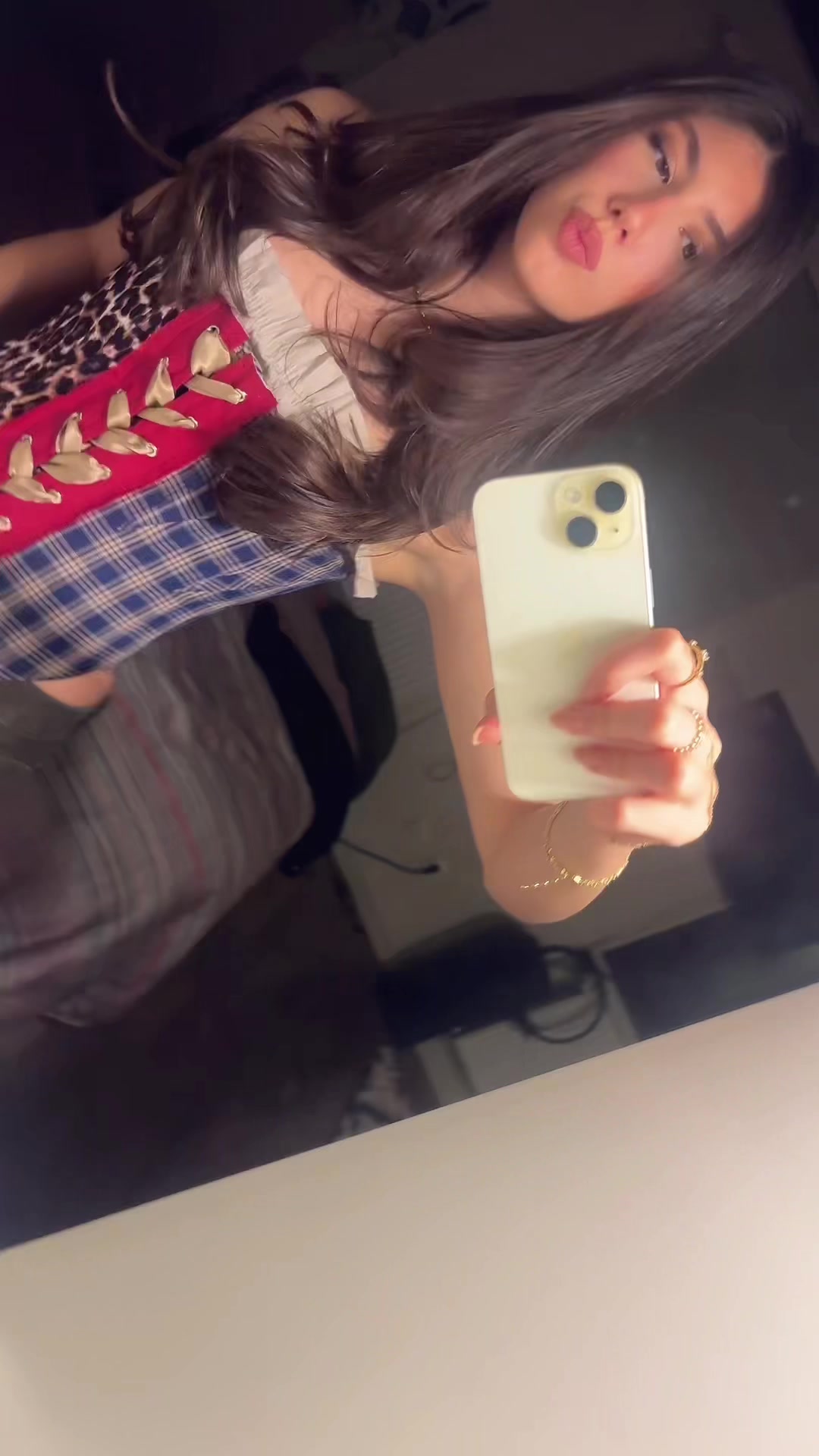 @iremakkus