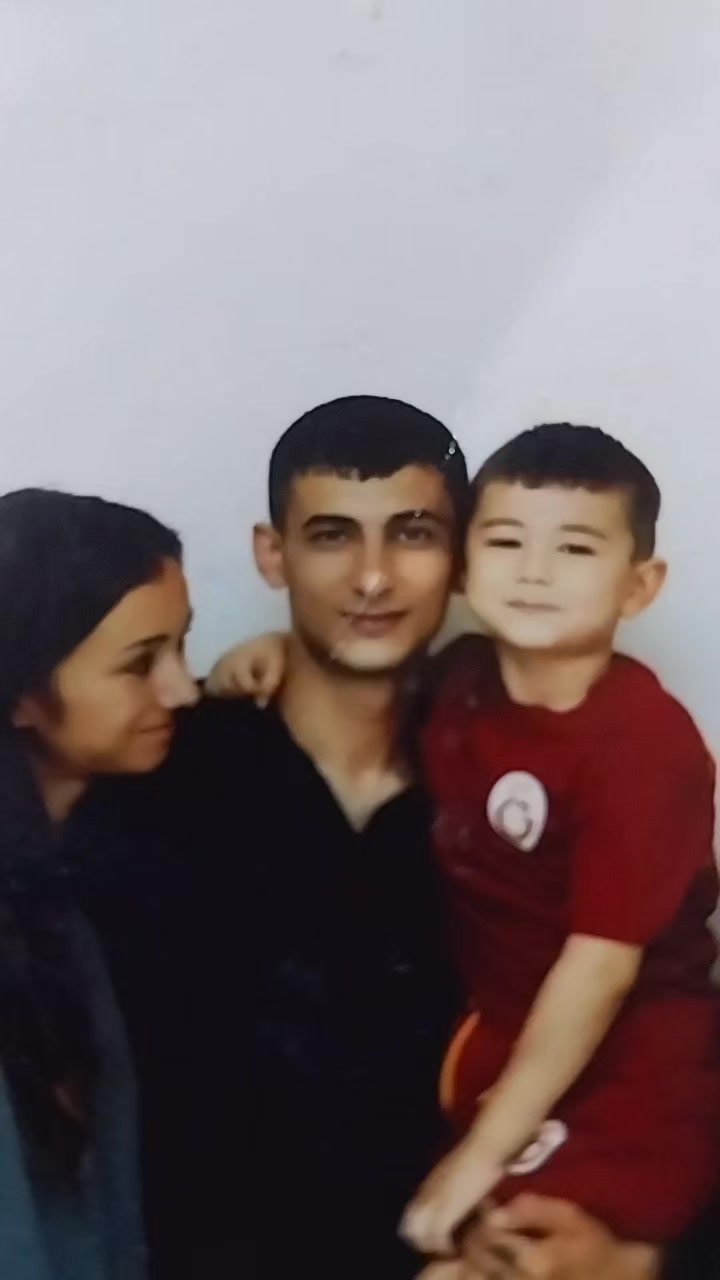 @Esen Seyrek