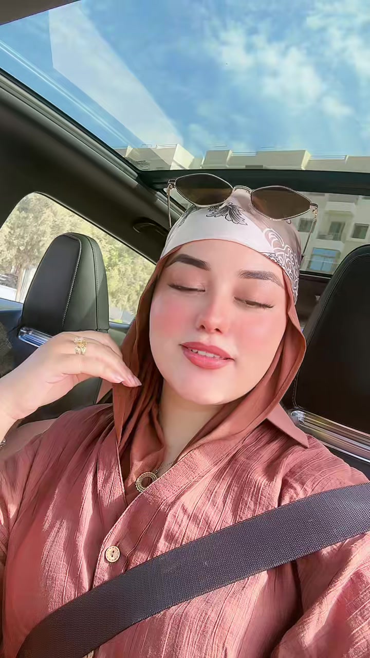 @Meryem Salmi 💙🦞