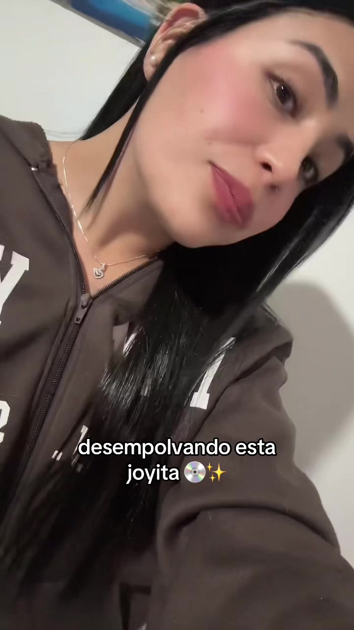 @Romina 🖤