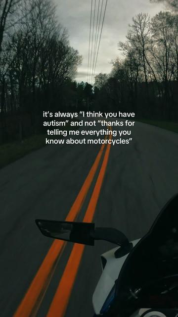 @syLLyMoto