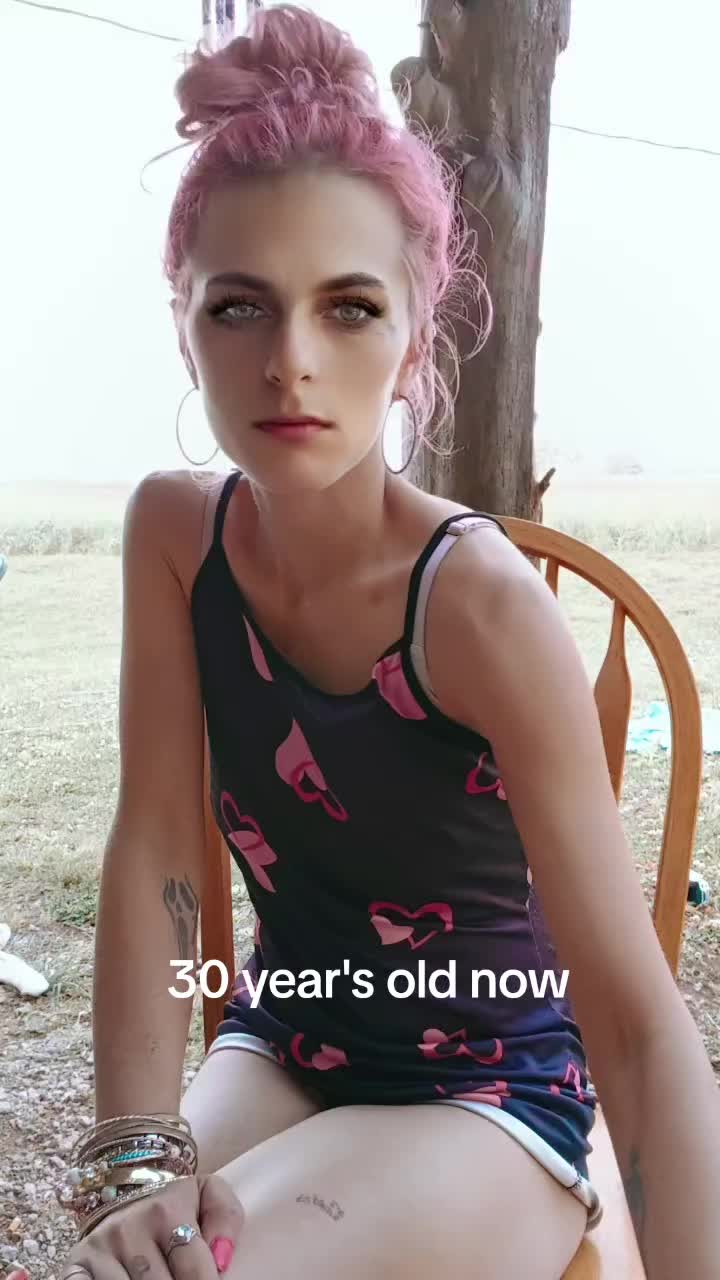 @hisqueen