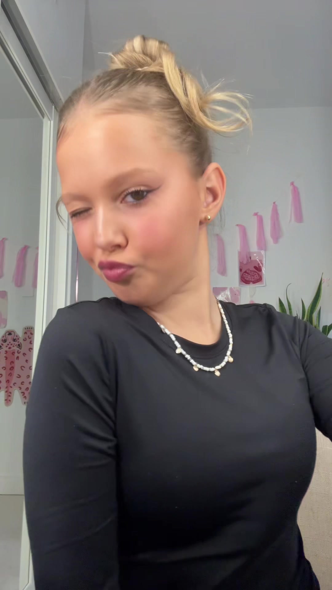 @abuziarovva_v